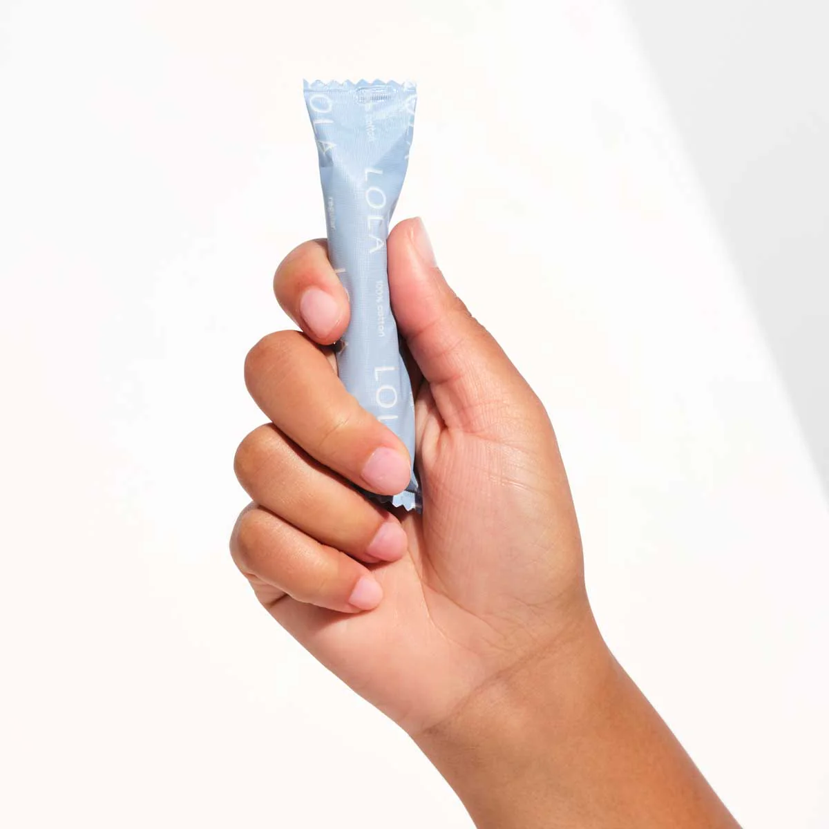 Compact Plastic Applicator Tampons - Image 5